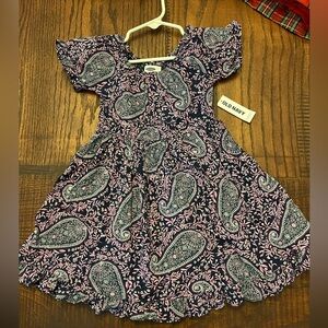 NWT Baby girl Old Navy Paisley dress 18-24 months